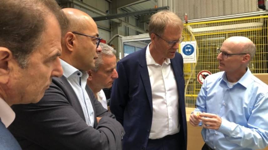 DEMGY annonce l'acquisition de E.I.S. Aircraft 