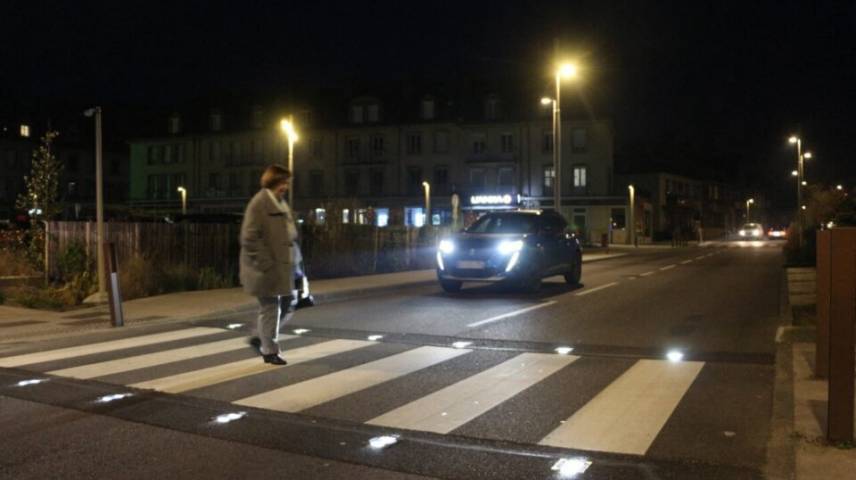 DEMGY partenaire du premier passage piéton intelligent de France !