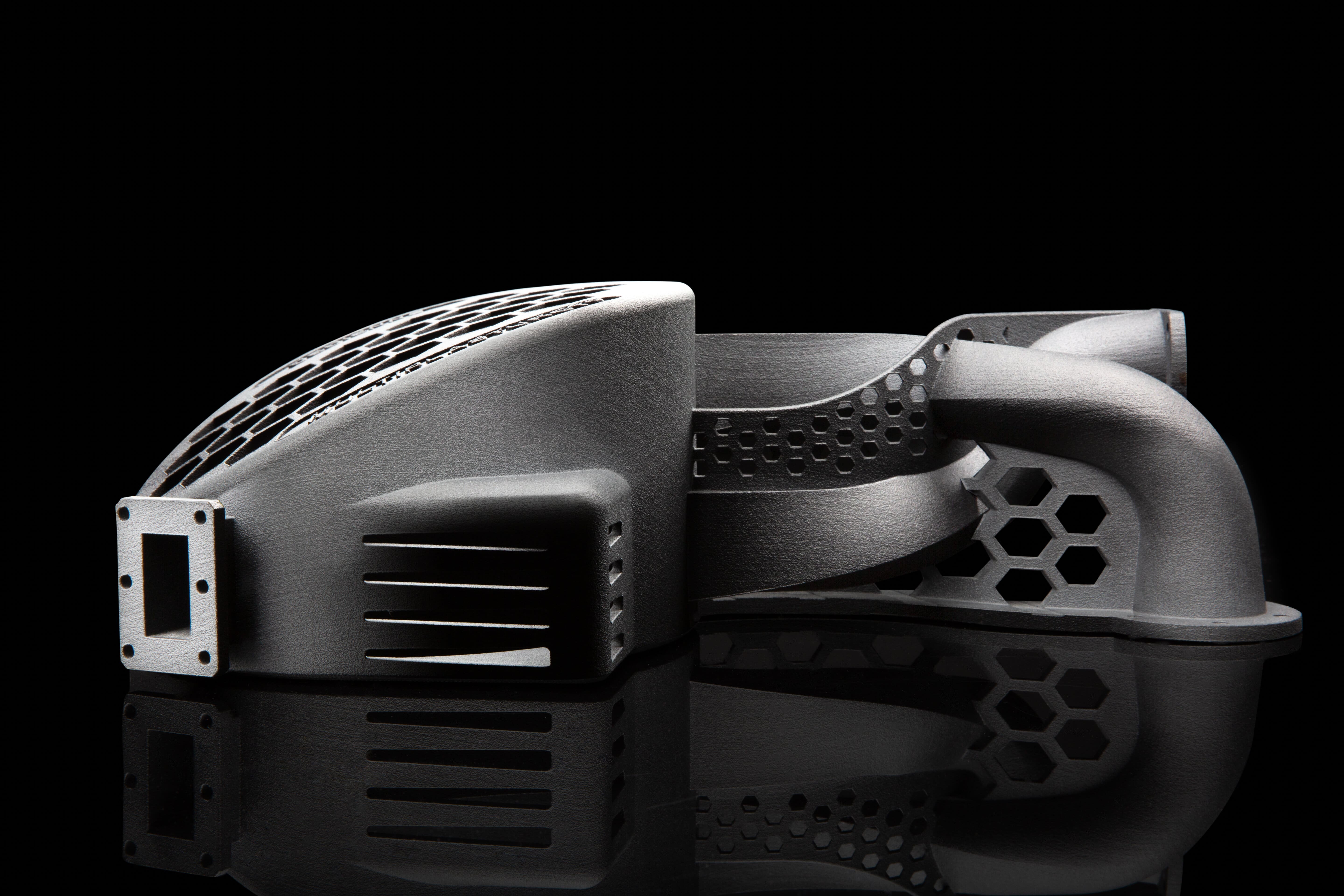 Exemple de pièce technique complexe en Fabrication Additive PEKK Carbone
